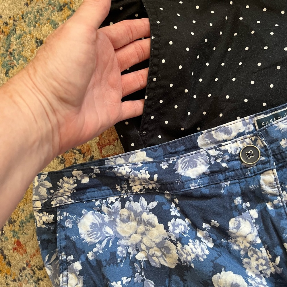 Karen Scott Skort Bundle! 1 Floral Skort & 1 Polka Dot Short, size 16 - Picture 5 of 8